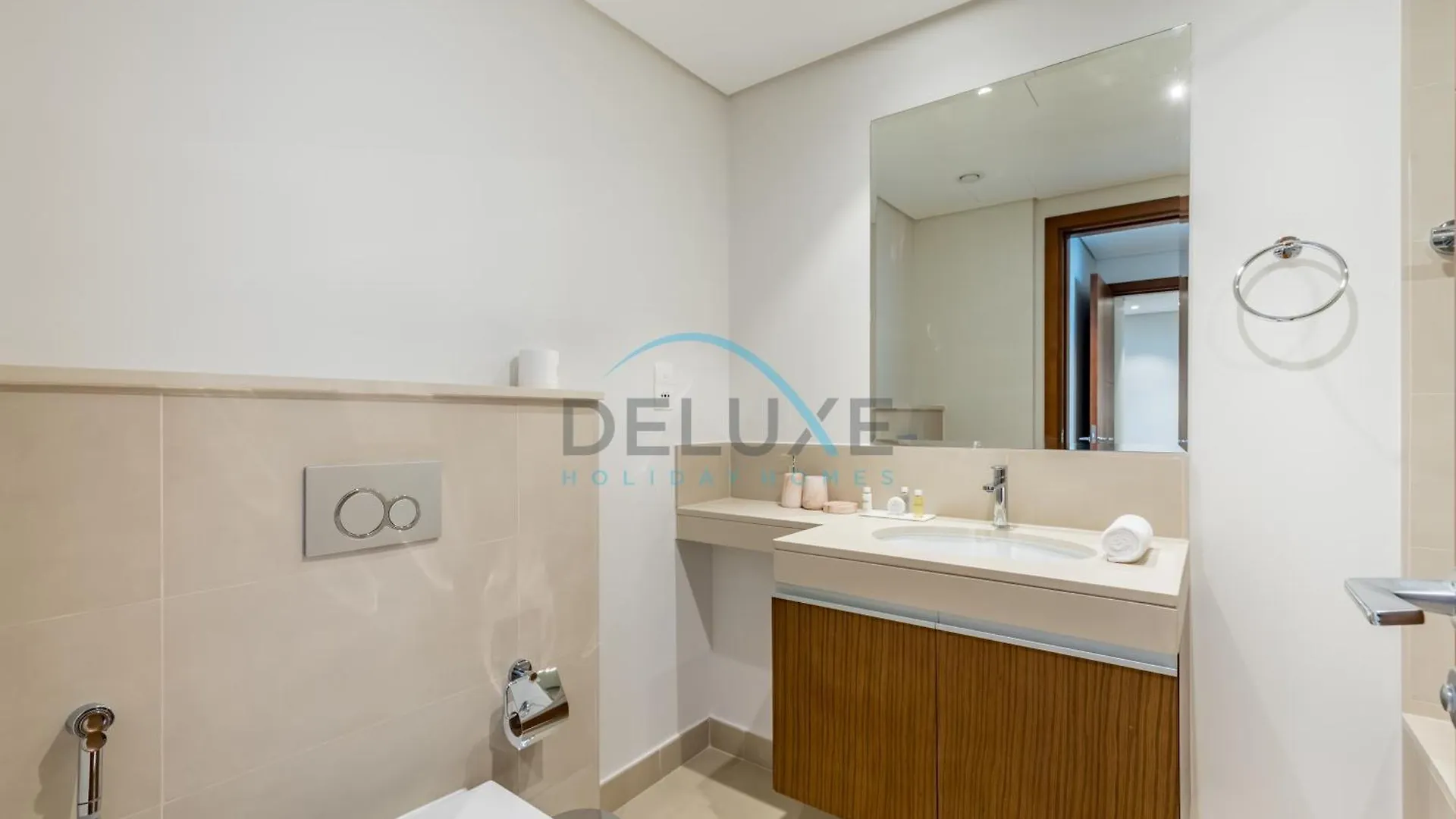 Spacious 3Br Apartment With Assistant Room & Stunning Creek Views In The Dubai Creek Residences South Tower 1, Creek Harbour By Deluxe Holiday Homes 0*,  United Arab Emirates